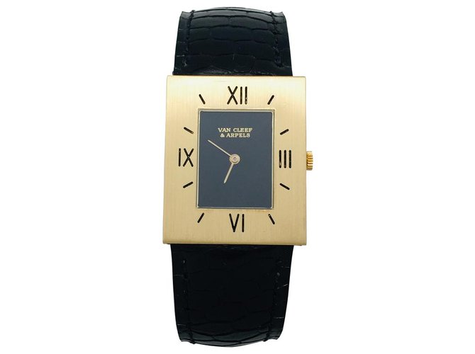 Van Cleef & Arpels and Piaget watch in yellow gold, Leather.  ref.115709